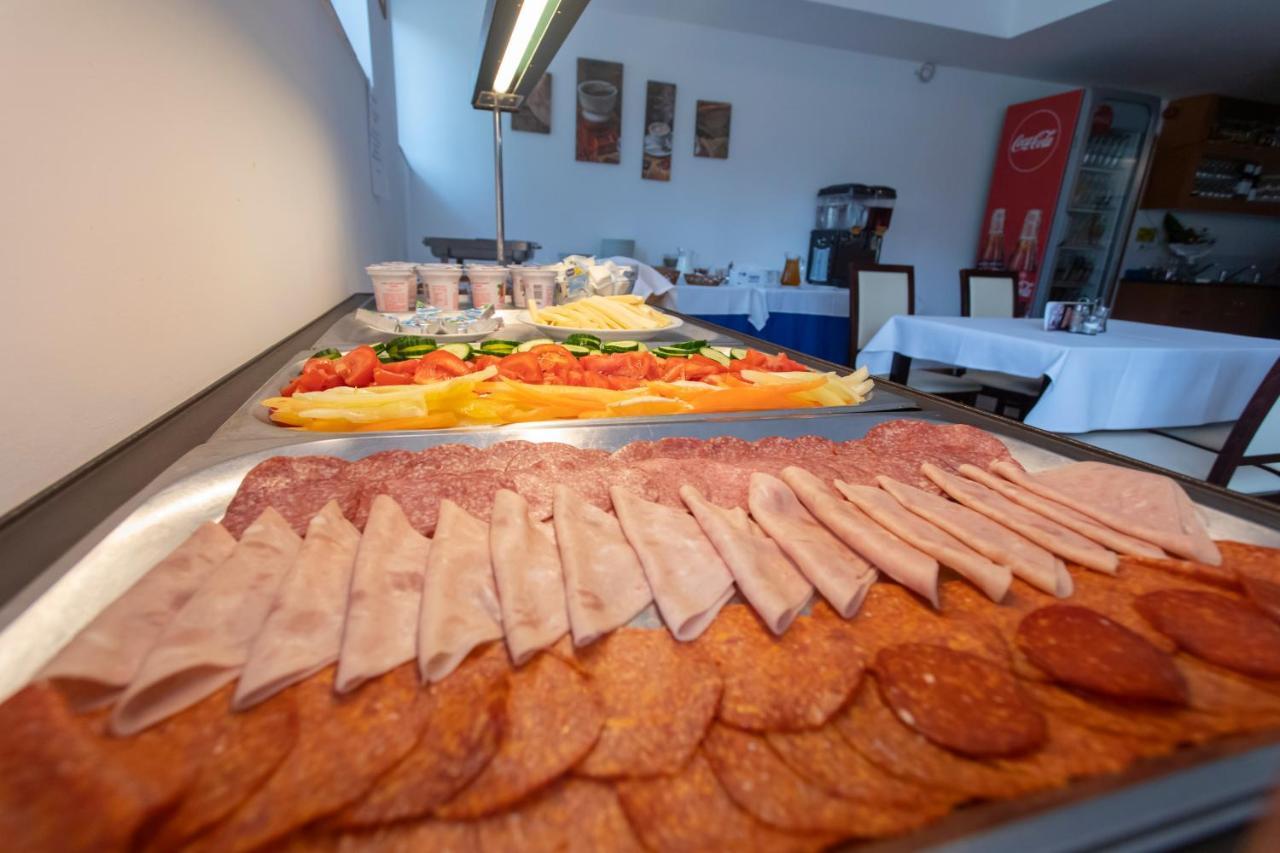 Margareta Apartman Es Ueduelohaz Bogacs Bagian luar foto