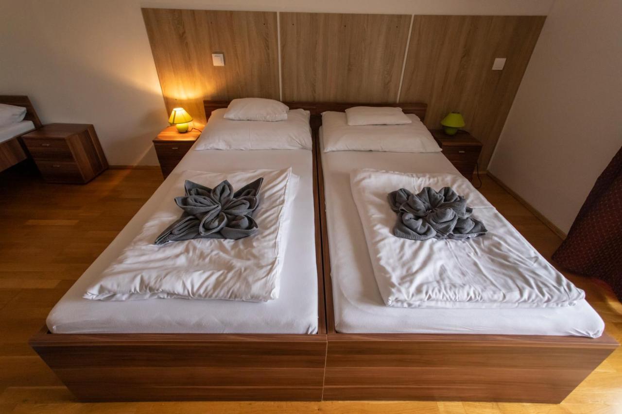 Margareta Apartman Es Ueduelohaz Bogacs Bagian luar foto