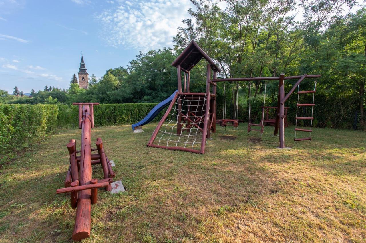 Margareta Apartman Es Ueduelohaz Bogacs Bagian luar foto
