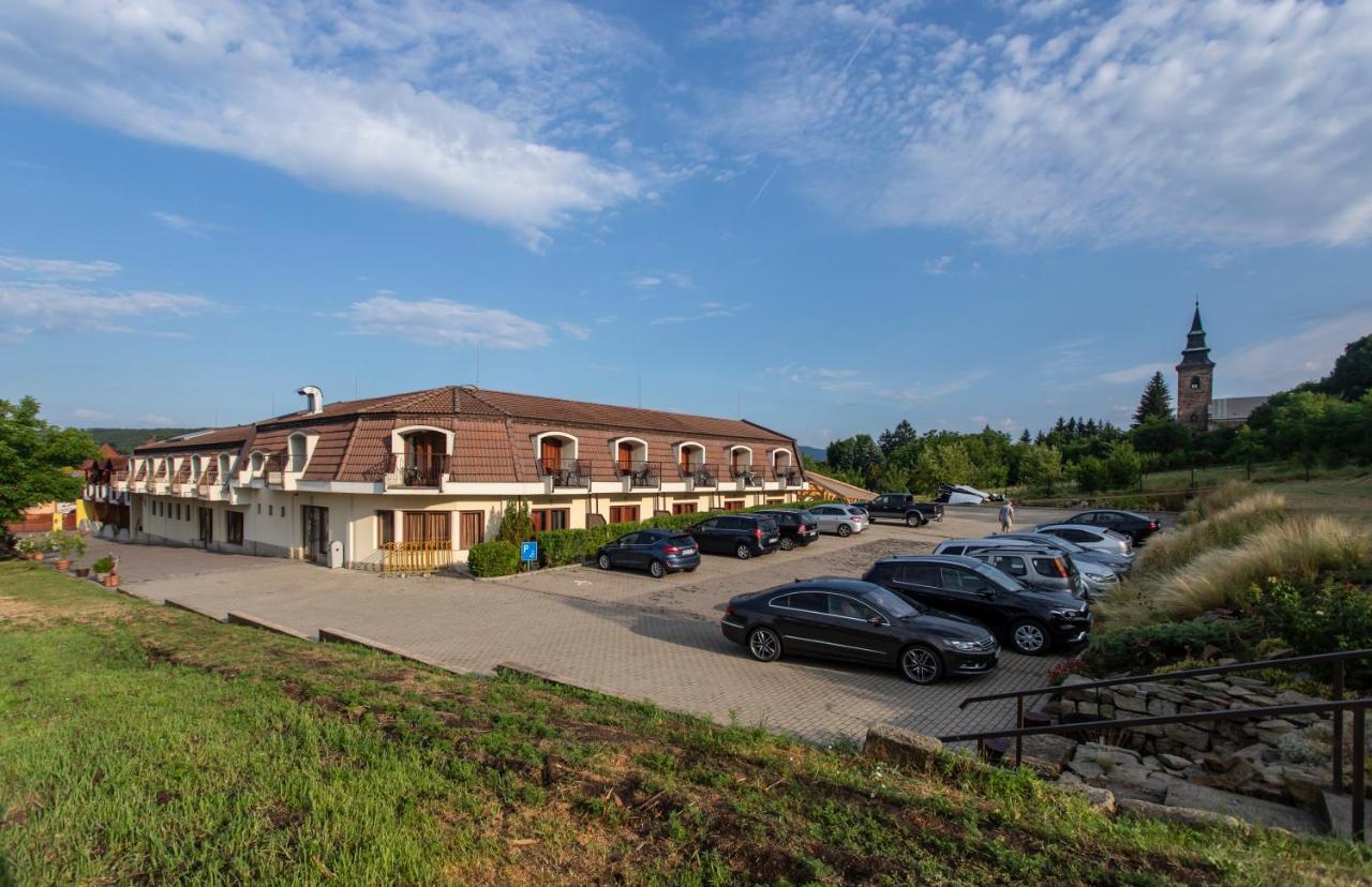 Margareta Apartman Es Ueduelohaz Bogacs Bagian luar foto