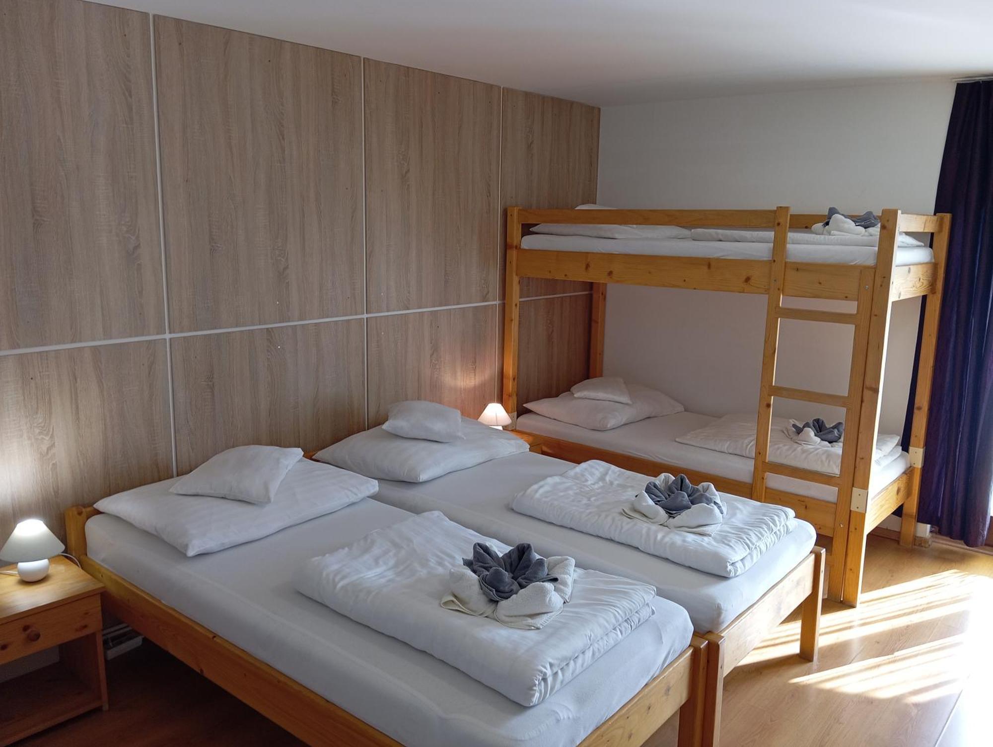 Margareta Apartman Es Ueduelohaz Bogacs Bagian luar foto